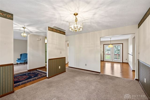 2255 Monterey Drive, Xenia, OH 45385