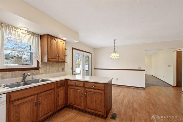 2255 Monterey Drive, Xenia, OH 45385