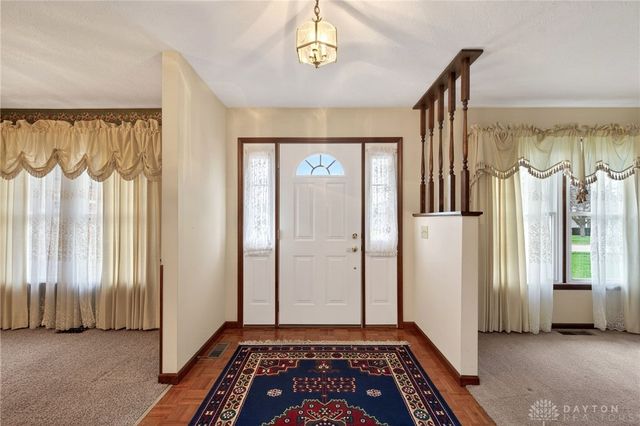 2255 Monterey Drive, Xenia, OH 45385