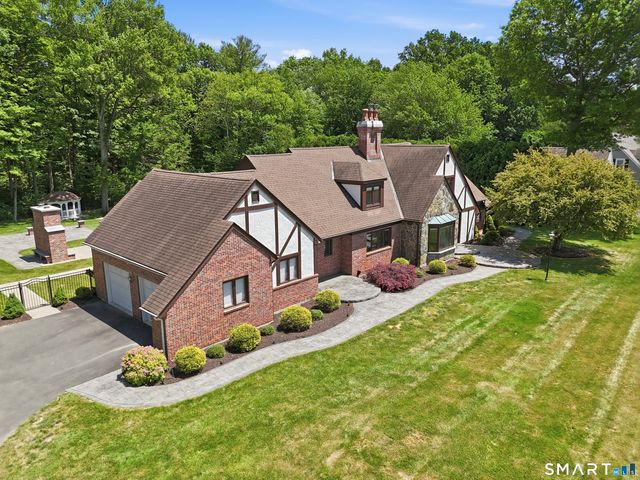 100 Somerwynd Lane, Suffield, CT 06078
