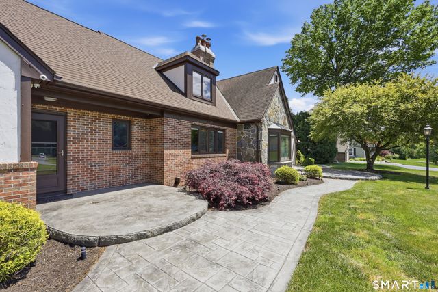 100 Somerwynd Lane, Suffield, CT 06078