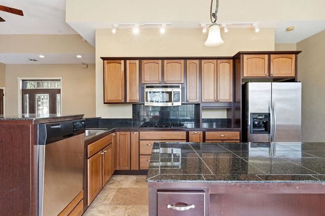 1112 S Highland Dr, Spokane, WA 99212