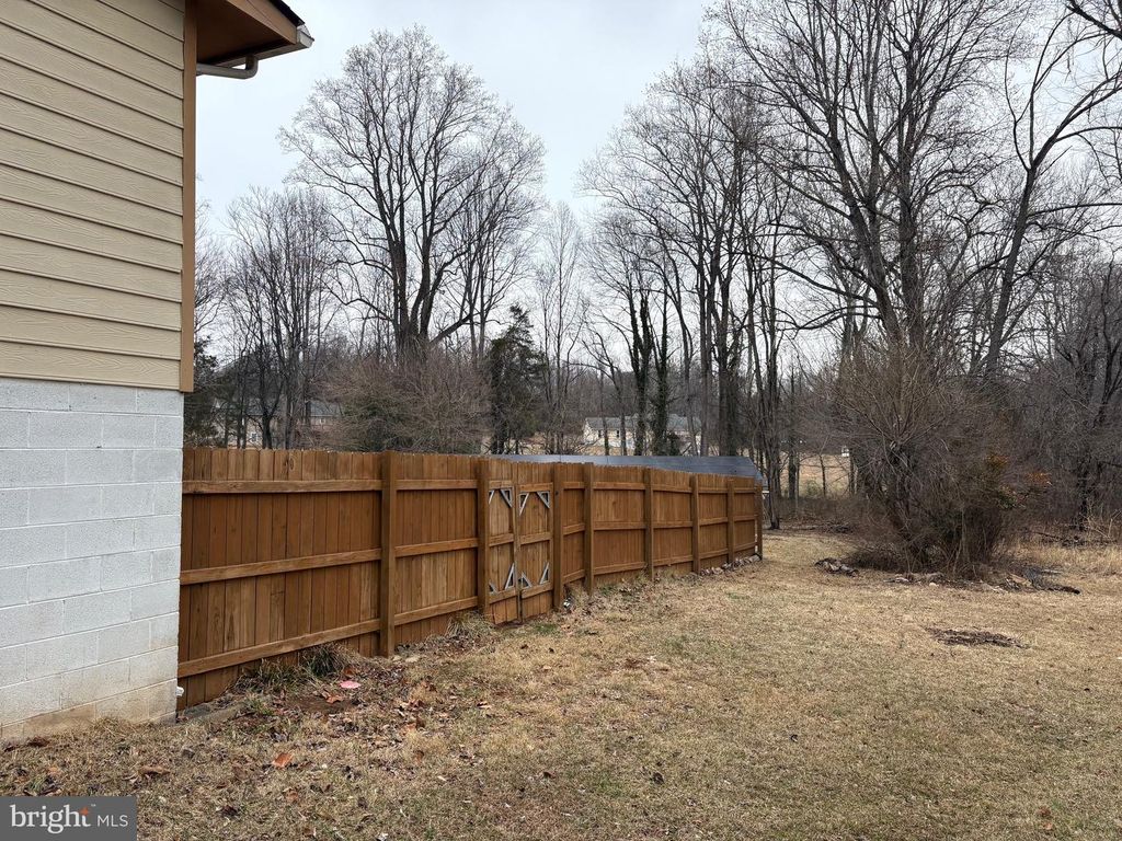 Image 17 of property listing at 85 ELEMENTARY ACRES, Madison, VA 22727