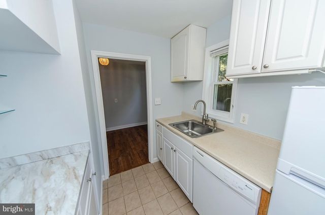 908 S HIGHLAND ST S, Arlington, VA 22204