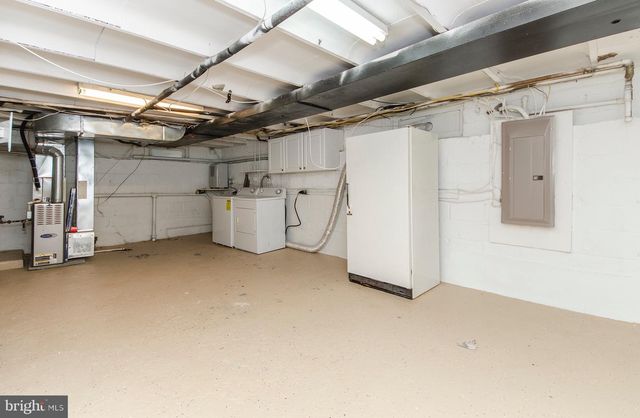 908 S HIGHLAND ST S, Arlington, VA 22204