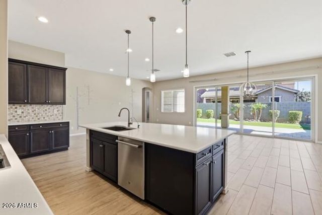 1954 E GERONIMO Street, Chandler, AZ 85225