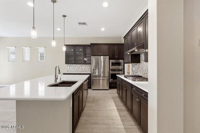 1954 E GERONIMO Street, Chandler, AZ 85225