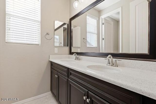 1954 E GERONIMO Street, Chandler, AZ 85225