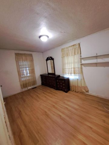 1920 Spruce Boulevard, North Charleston, SC 29406