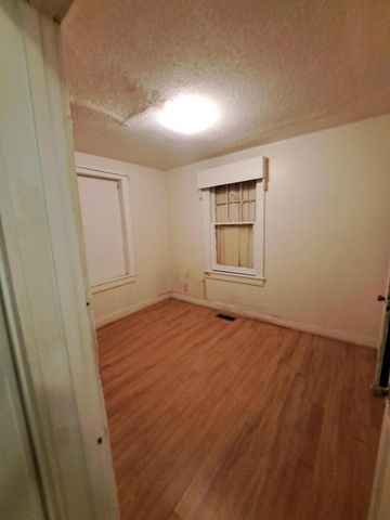 1920 Spruce Boulevard, North Charleston, SC 29406