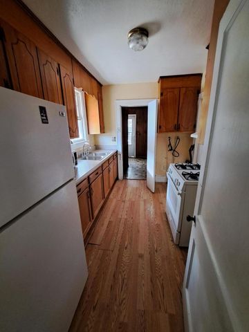 1920 Spruce Boulevard, North Charleston, SC 29406