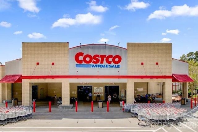 4228 Vista Pine Drive, Charlotte, NC 28215