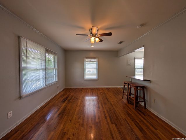 890 JOSEPHINE ST, New Braunfels, TX 78130
