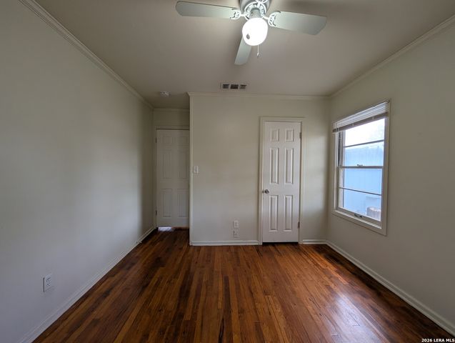 890 JOSEPHINE ST, New Braunfels, TX 78130