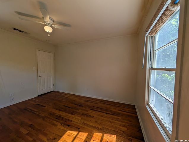 890 JOSEPHINE ST, New Braunfels, TX 78130