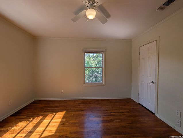 890 JOSEPHINE ST, New Braunfels, TX 78130