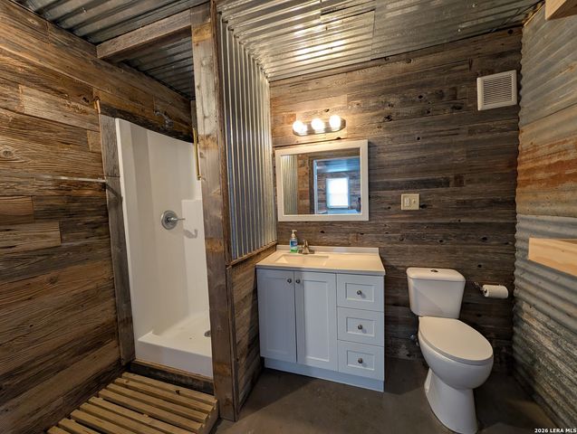 890 JOSEPHINE ST, New Braunfels, TX 78130