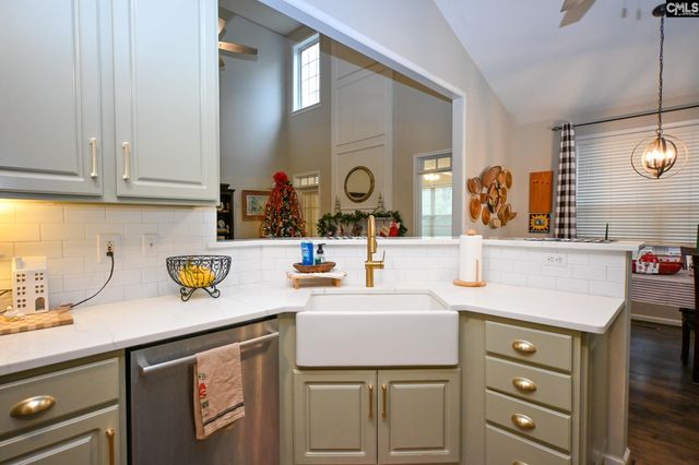 412 Mana Vista Court, Lexington, SC 29072