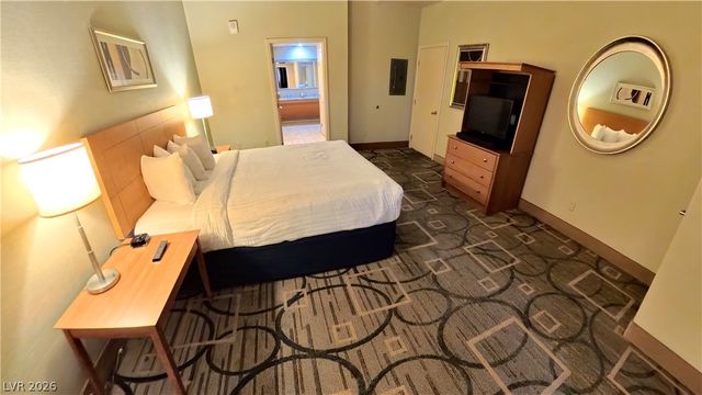 211 East Flamingo Road 818, Las Vegas, NV 89169