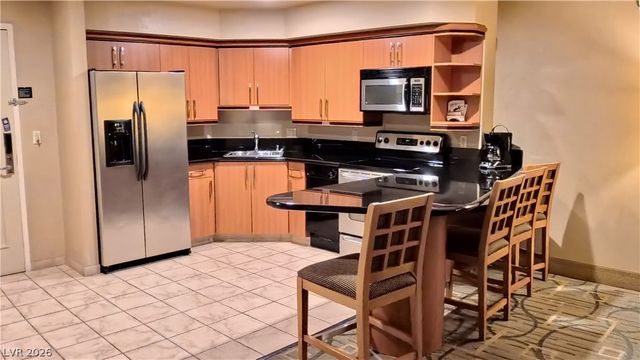 211 East Flamingo Road 818, Las Vegas, NV 89169
