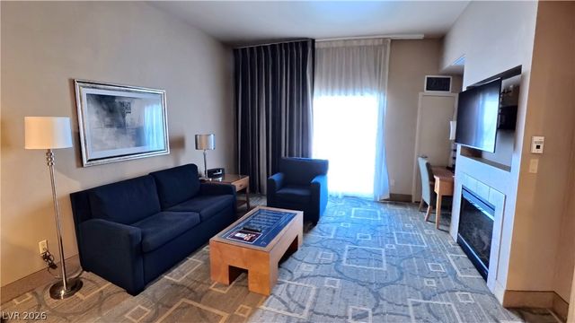 211 East Flamingo Road 818, Las Vegas, NV 89169