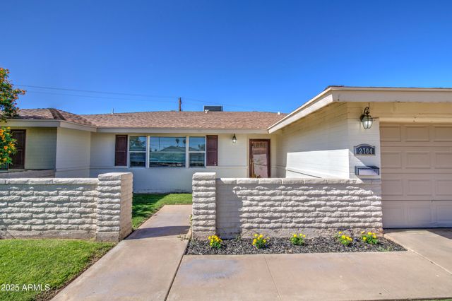 2704 S TERRACE Road, Tempe, AZ 85282