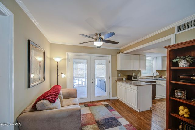 2704 S TERRACE Road, Tempe, AZ 85282