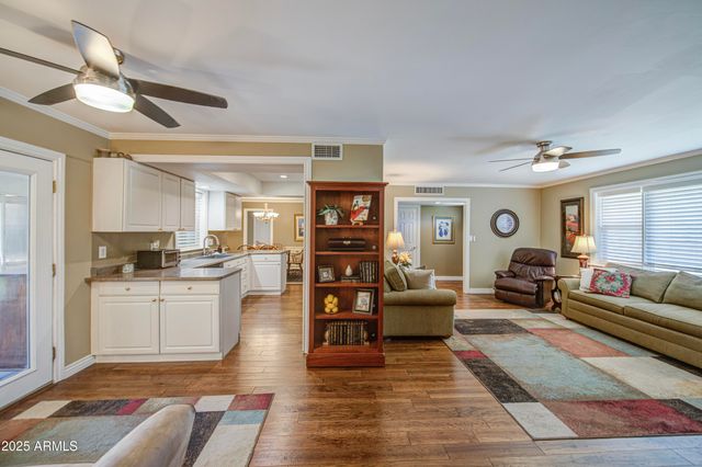 2704 S TERRACE Road, Tempe, AZ 85282