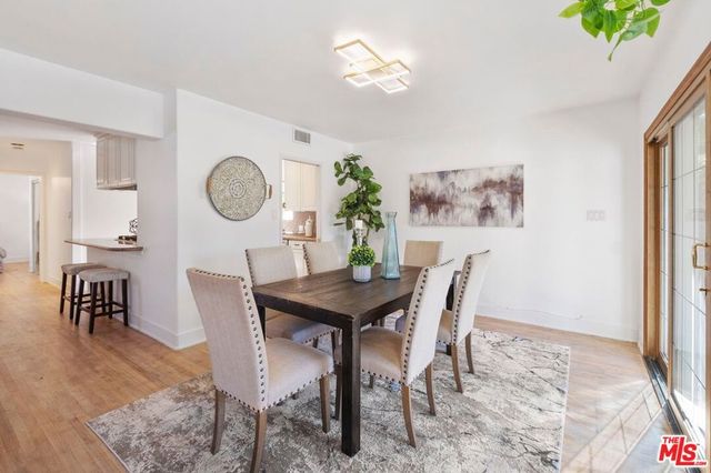 19840 Haynes Street, Woodland Hills, CA 91367