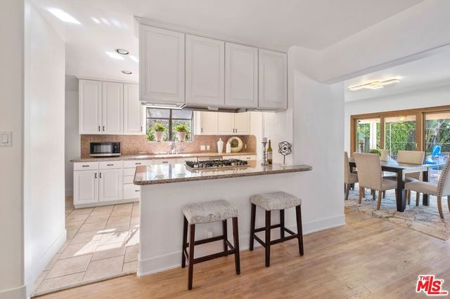 19840 Haynes Street, Woodland Hills, CA 91367