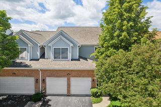 9040 Falcon Greens Drive, Crystal Lake, IL 60014
