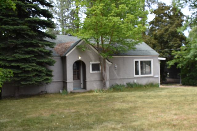 10115 N Whitworth Dr, Spokane, WA 99218