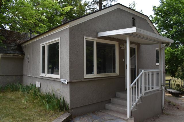 10115 N Whitworth Dr, Spokane, WA 99218