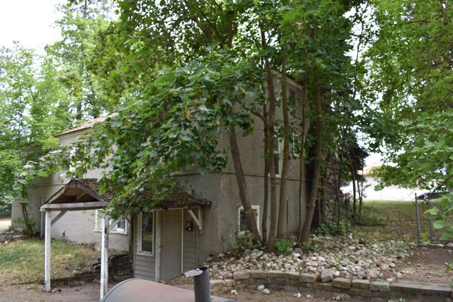 10115 N Whitworth Dr, Spokane, WA 99218