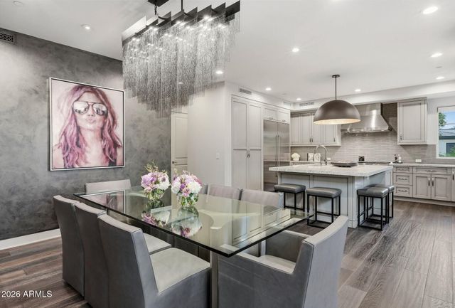 5720 E Huntress Drive, Paradise Valley, AZ 85253