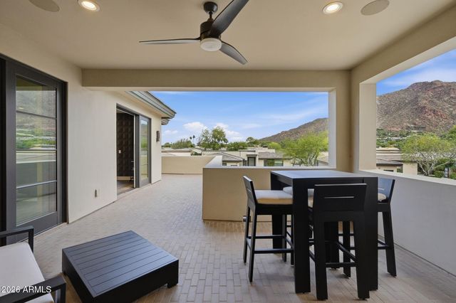 5720 E Huntress Drive, Paradise Valley, AZ 85253