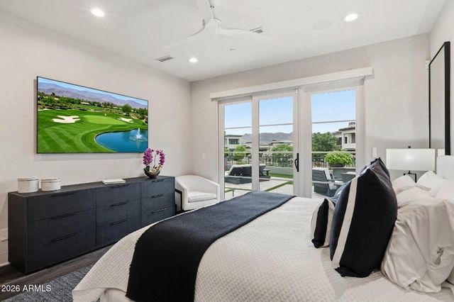 5720 E Huntress Drive, Paradise Valley, AZ 85253