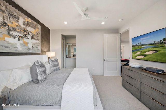 5720 E Huntress Drive, Paradise Valley, AZ 85253