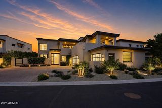 5720 E Huntress Drive, Paradise Valley, AZ 85253