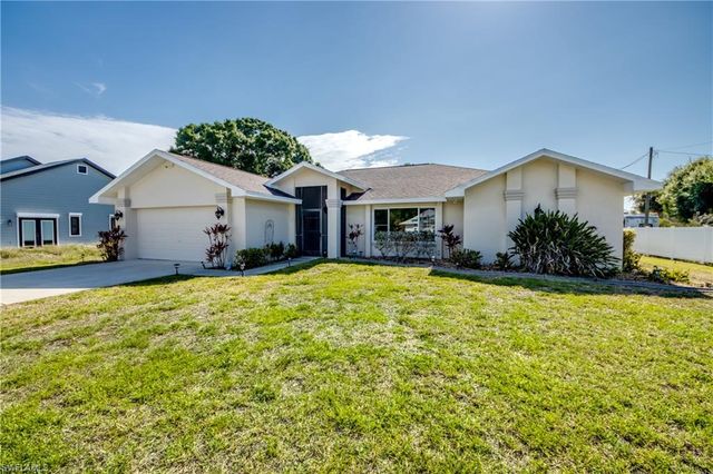 308 North AVE, Lehigh Acres, FL 33936