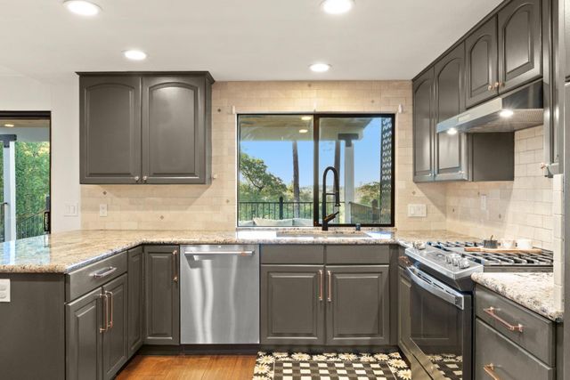 3379 Paloran Ct, Shingle Springs, CA 95682