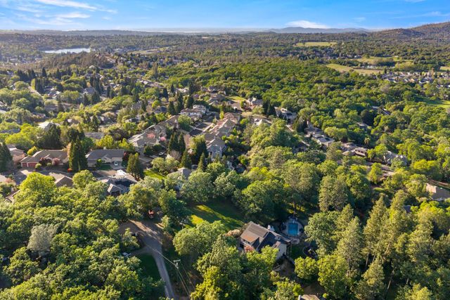 3379 Paloran Ct, Shingle Springs, CA 95682