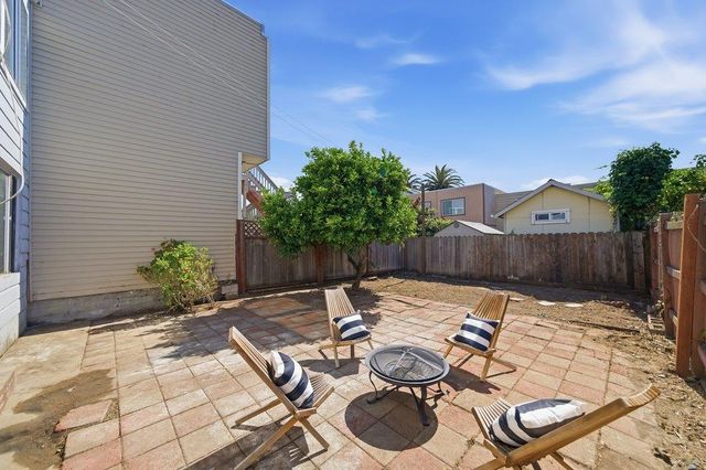 31 Rio Verde Street, Daly City, CA 94014