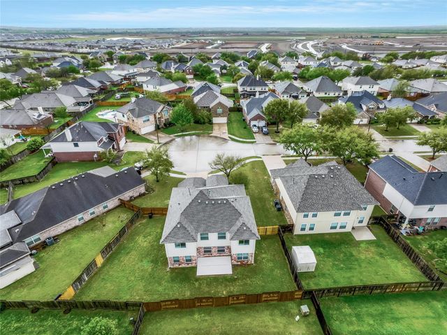 2514 Goldeneye Lane, League City, TX 77573