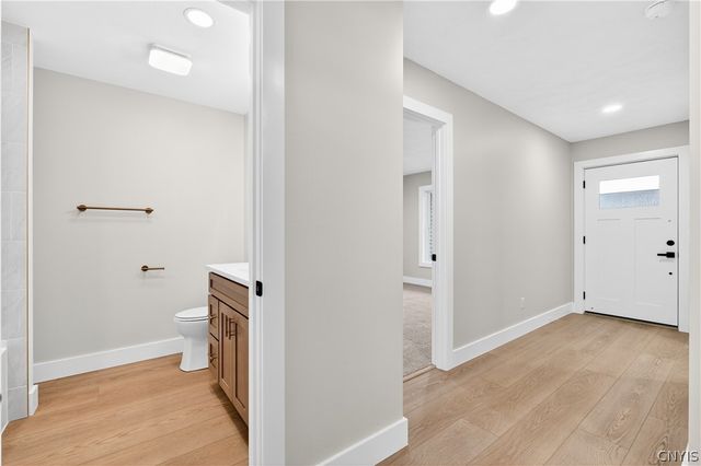 300 Nicks Way, Geddes, NY 13209