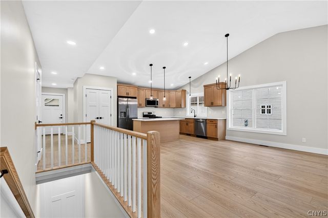 300 Nicks Way, Geddes, NY 13209