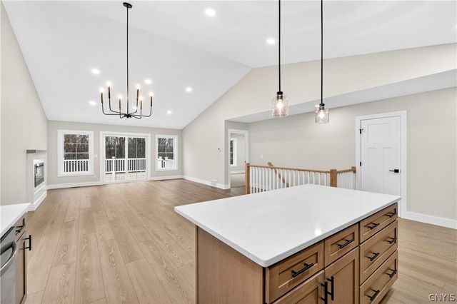 300 Nicks Way, Geddes, NY 13209