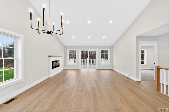 300 Nicks Way, Geddes, NY 13209