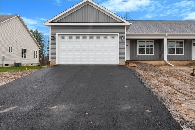 300 Nicks Way, Geddes, NY 13209