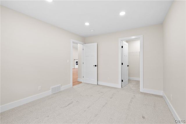 300 Nicks Way, Geddes, NY 13209